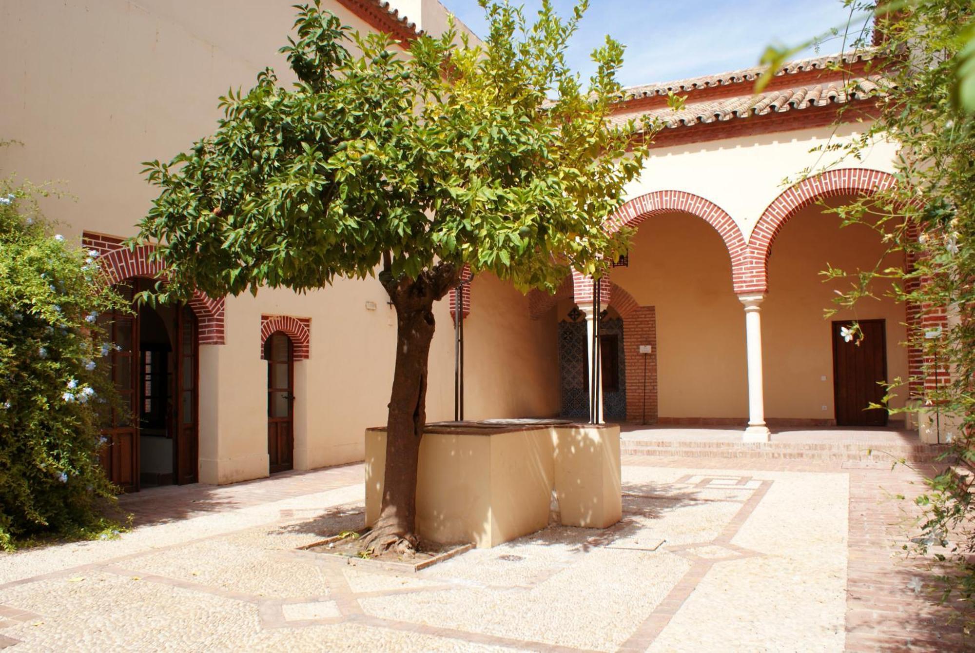 Hospedería Convento de Santa Clara Palma del Río Exterior foto
