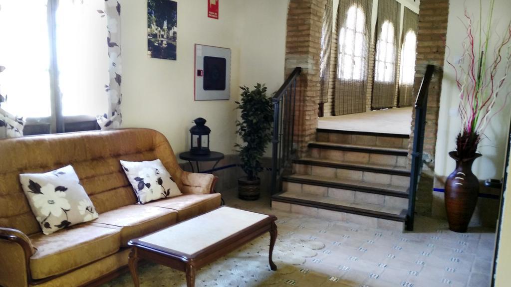 Hospedería Convento de Santa Clara Palma del Río Exterior foto