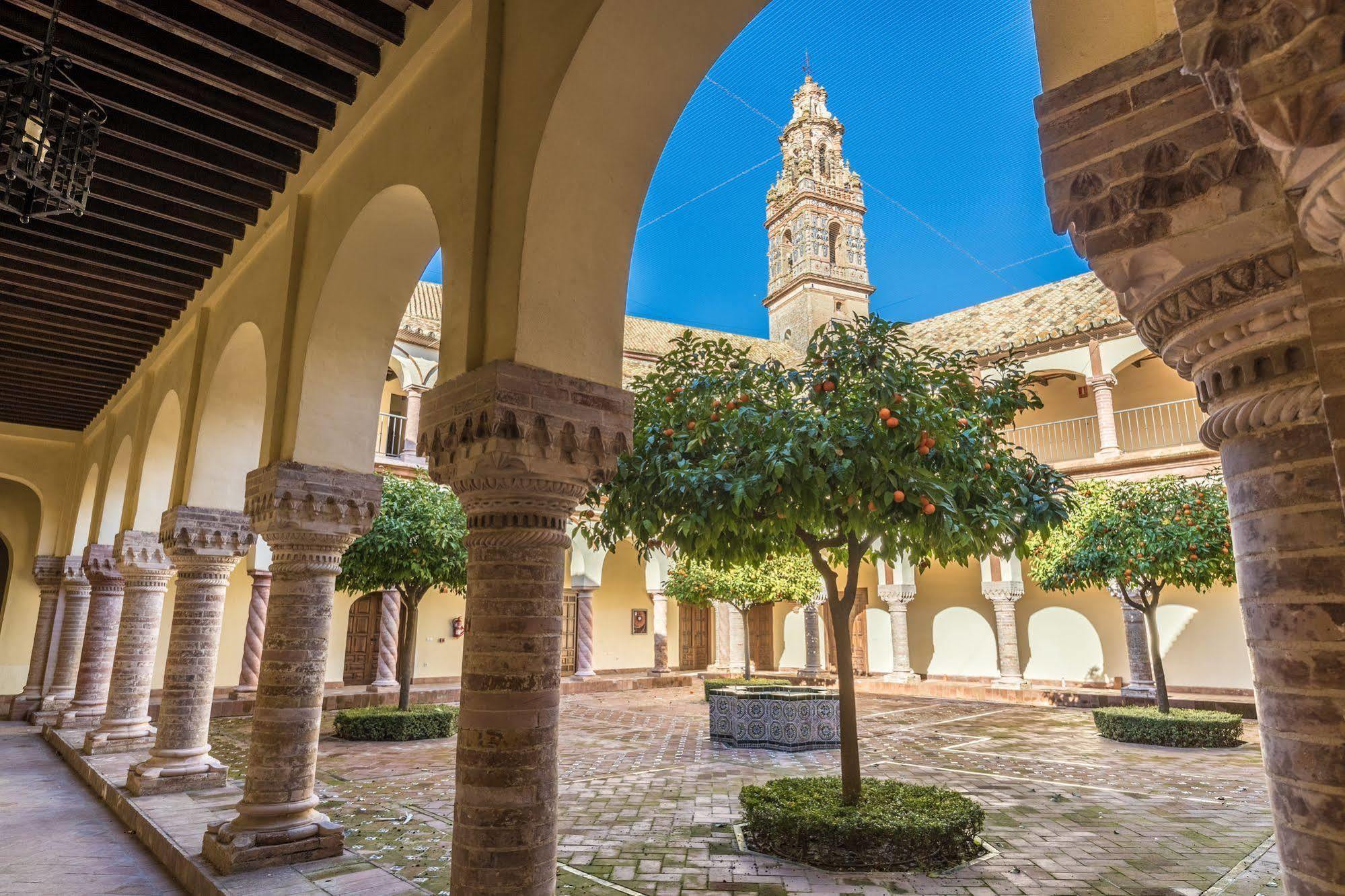 Hospedería Convento de Santa Clara Palma del Río Exterior foto